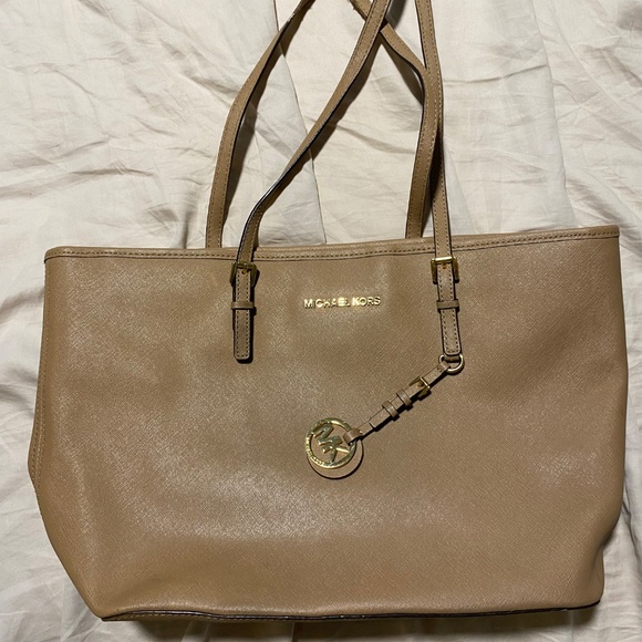 Michael Kors Leather Tote Bag - Picture 2 of 4
